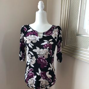 White House black market top